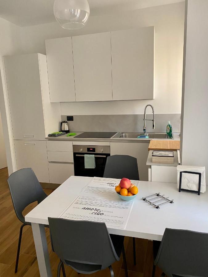 Casa Motti, Accogliente Appartamento Ristrutturato In Repubblica Milano Exterior foto